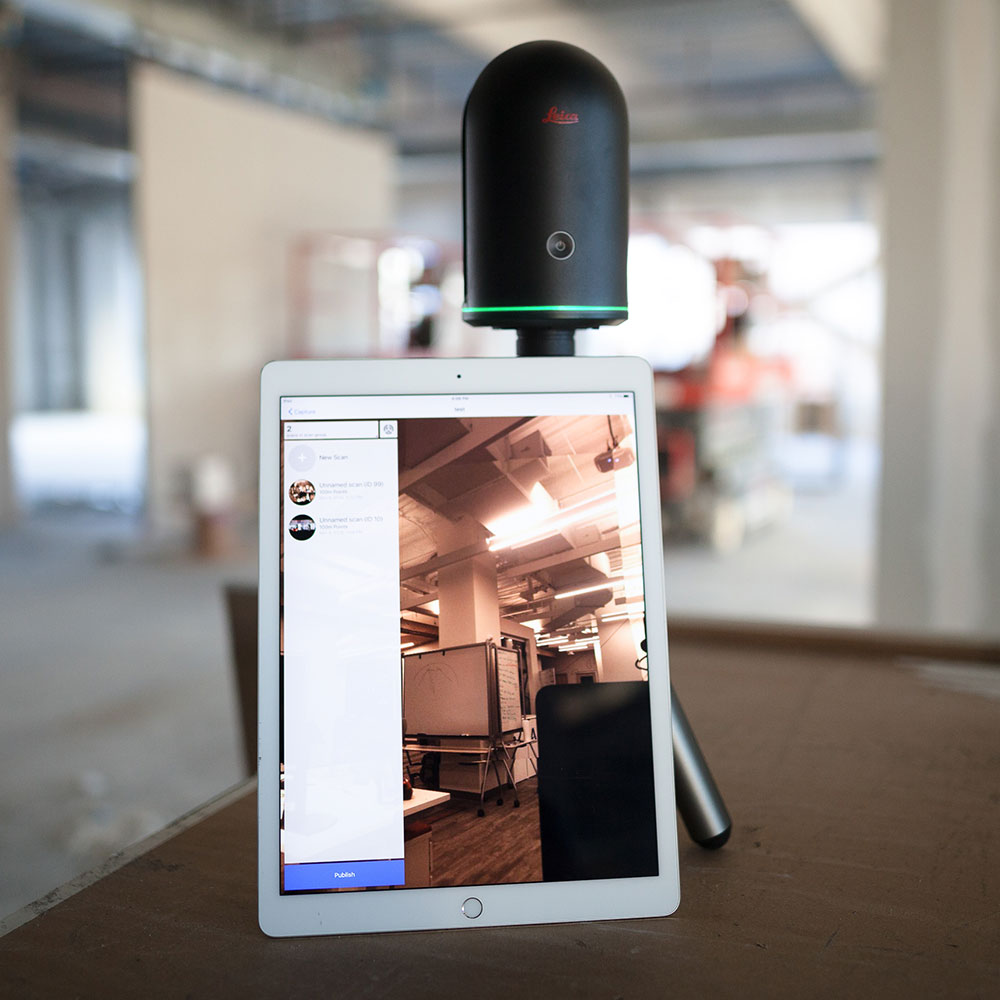 Leica BLK360 mit Tablet
